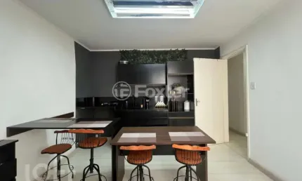Apartamento com 2 quartos à venda na rua caldas júnior, 20, centro histórico, porto alegre, 50 m2 por r$ 300.000