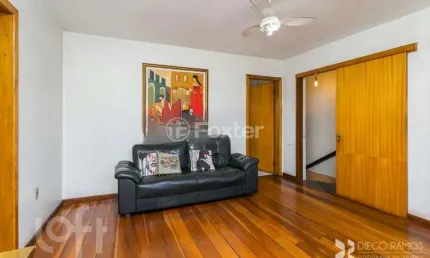 Casa com 3 quartos à venda na avenida alberto pasqualini, 707, jardim itu sabará, porto alegre, 249 m2 por r$ 1.380.000