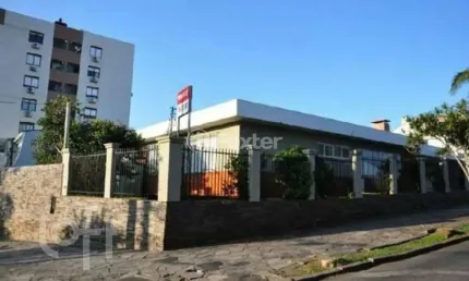 Casa com 3 quartos à venda na rua fernando abbott, 585, cristo redentor, porto alegre, 268 m2 por r$ 2.500.000