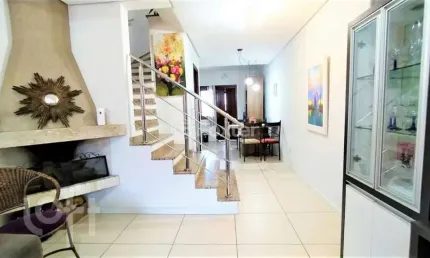 Casa com 3 quartos à venda na Rua Luzinete Alves Aragon, 285, Hípica, Porto Alegre, 87 m2 por R$ 393.900