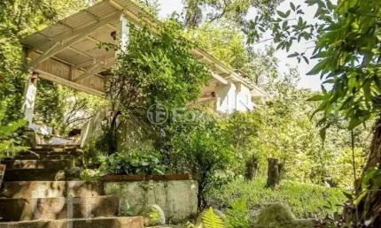 Casa com 3 quartos à venda na Rua Dolores Duran, 190, Lomba do Pinheiro, Porto Alegre, 250 m2 por R$ 1.690.000