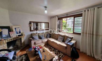 Casa com 3 quartos à venda na Rua Primeiro de Março, 391, Nossa Senhora das Graças, Canoas, 285 m2 por R$ 619.999