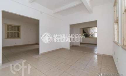Casa com 1 quarto à venda na Rua Doutor Timóteo, 51, Moinhos de Vento, Porto Alegre, 370 m2 por R$ 900.000