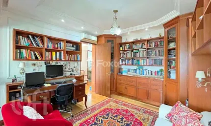 Casa com 3 quartos à venda na Rua Maracá, 51, Vila Assunção, Porto Alegre, 407 m2 por R$ 3.000.000