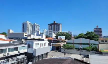 Apartamento com 3 quartos à venda na Rua Bernardino Vaz, 144, Estreito, Florianópolis, 82 m2 por R$ 420.000