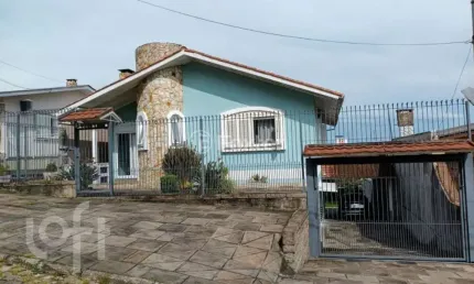 Casa com 3 quartos à venda na Rua Padre Aquilino Franceschet, 874, Santa Catarina, Caxias do Sul, 225 m2 por R$ 1.100.000