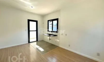 Casa em condomínio fechado com 2 quartos à venda na Rua Barão do Ladário, 110, São José, Canoas, 48 m2 por R$ 300.000