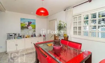 Casa com 3 quartos à venda na Rua Doutor Ernesto Miranda, 195, Jardim São Pedro, Porto Alegre, 116 m2 por R$ 415.000