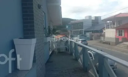 Casa com 2 quartos à venda na Rodovia Francisco Thomaz dos Santos, 1862, Morro das Pedras, Florianópolis, 80 m2 por R$ 1.100.000