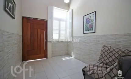 Casa com 3 quartos à venda na rua dezessete de junho, 839, menino deus, porto alegre, 89 m2 por r$ 855.000