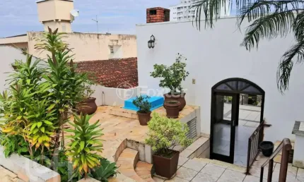 Casa com 4 quartos à venda na Rua Waldemar Ouriques, 312, Capoeiras, Florianópolis, 255 m2 por R$ 2.200.000