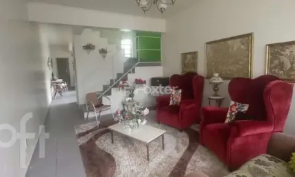 Casa com 4 quartos à venda na rua gomes jardim, 849, santana, porto alegre, 256 m2 por r$ 795.000