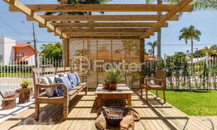 Casa com 5 quartos à venda na Avenida dos Coqueiros, 667, Daniela, Florianópolis, 383 m2 por R$ 2.200.000