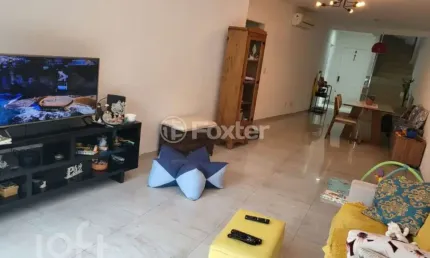 Cobertura com 3 quartos à venda na Rua Luiz Cosme, 264, Passo da Areia, Porto Alegre, 228 m2 por R$ 750.000