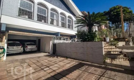 Casa com 3 quartos à venda na rua paulino chaves, 427, santo antônio, porto alegre, 250 m2 por r$ 1.099.000