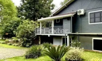 Casa com 3 quartos à venda na Rua Guilherme Oscár Bauer, 219, Jardim dos Pinheiros II, Canela, 180 m2 por R$ 1.800.000
