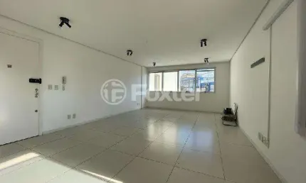 Sala comercial com 1 sala à venda na Avenida Bento Gonçalves, 1403, Partenon, Porto Alegre, 38 m2 por R$ 200.000