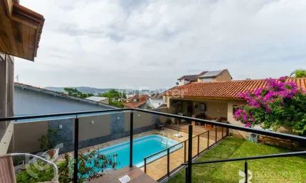 Casa com 3 quartos à venda na rua inês vinhas, 45, espírito santo, porto alegre, 350 m2 por r$ 1.050.000