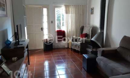 Casa com 2 quartos à venda na Avenida Frei Henrique de Coimbra, 185, Vila Ipiranga, Porto Alegre, 85 m2 por R$ 380.000