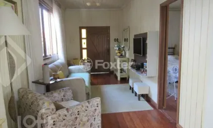 Casa com 3 quartos à venda na Rua Doutor Rodrigues Alves, 263, Chácara das Pedras, Porto Alegre, 363 m2 por R$ 550.000