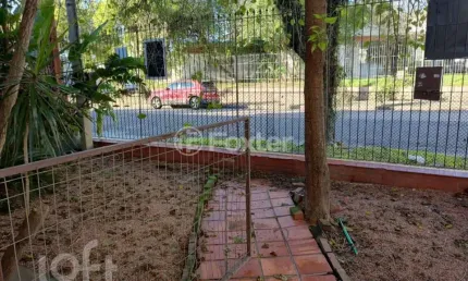 Casa com 2 quartos à venda na Rua Baden Powell, 240, Sarandi, Porto Alegre, 145 m2 por R$ 320.000