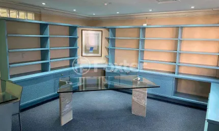 Sala comercial com 2 salas à venda na Praça Doutor Maurício Cardoso, 170, Moinhos de Vento, Porto Alegre, 77 m2 por R$ 540.000