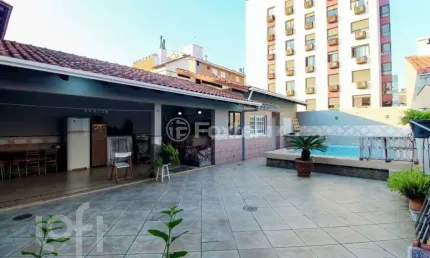 Casa com 4 quartos à venda na Rua Irmão Augusto, 100, Jardim Lindóia, Porto Alegre, 325 m2 por R$ 1.549.900