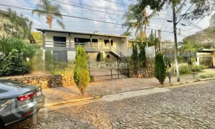 Casa com 3 quartos à venda na Rua Curitiba, 139, Boa Vista, Novo Hamburgo, 292 m2 por R$ 849.900