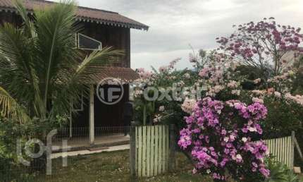 Casa em condomínio fechado com 1 quarto à venda na Rodovia Açoriana, 2390, Tapera, Florianópolis, 50 m2 por R$ 538.000