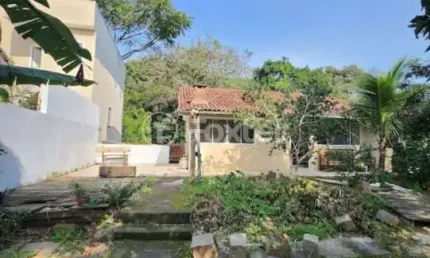 Casa com 4 quartos à venda na rua pau de canela, 640, rio tavares, florianópolis, 300 m2 por r$ 1.300.000