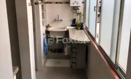 Apartamento com 2 quartos à venda na Avenida Arnaldo Bohrer, 43, Teresópolis, Porto Alegre, 82 m2 por R$ 255.000