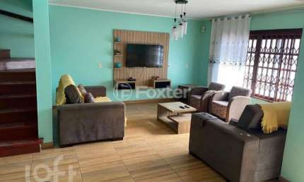 Casa com 3 quartos à venda na Rua Cacilda Yaconis Becker, 87, Rubem Berta, Porto Alegre, 202 m2 por R$ 550.000