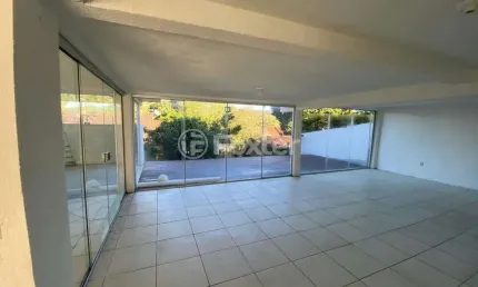 Casa em condomínio fechado com 4 quartos à venda na Avenida Senador Salgado Filho, 6614, Cecília, Viamão, 323 m2 por R$ 850.000