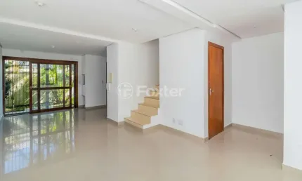 Casa com 3 quartos à venda na Rua Manoel Fernandes, 78, Guarujá, Porto Alegre, 180 m2 por R$ 450.000