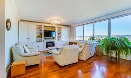 Apartamento com 4 quartos à venda na Rua Doutor Lauro de Oliveira, 240, Rio Branco, Porto Alegre, 222 m2 por R$ 1.750.000