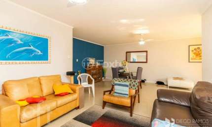 Casa com 3 quartos à venda na Rua Cangussu, 1124, Nonoai, Porto Alegre, 170 m2 por R$ 649.900