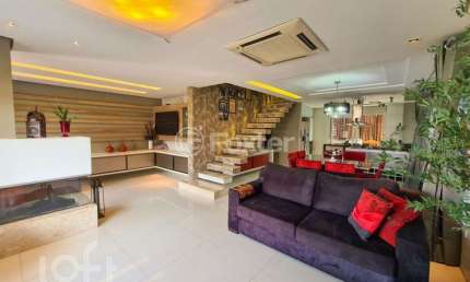 Casa em condomínio fechado com 3 quartos à venda na Avenida Farroupilha, 6900, São José, Canoas, 295 m2 por R$ 1.767.000