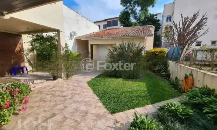 Casa com 6 quartos à venda na Rua da Várzea, 32, Jardim São Pedro, Porto Alegre, 403 m2 por R$ 790.000