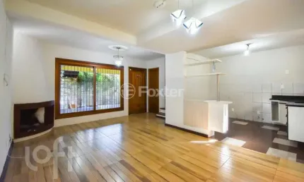 Casa em condomínio fechado com 3 quartos à venda na Rua Mura, 120, Guarujá, Porto Alegre, 154 m2 por R$ 600.000