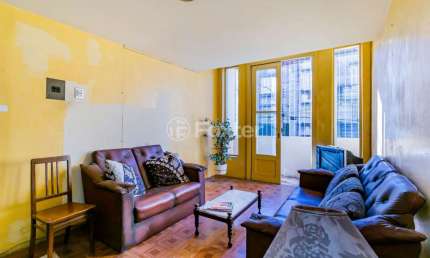 Apartamento com 2 quartos à venda na Rua Francisco Ferrer, 334, Rio Branco, Porto Alegre, 60 m2 por R$ 247.000