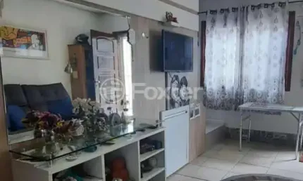 Casa com 2 quartos à venda na Rua Flávio Catanhede, 55, Vila Silveira Martins, Cachoeirinha, 104 m2 por R$ 244.000