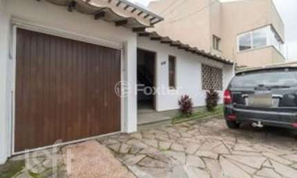 Casa com 4 quartos à venda na Rua Abaeté, 416, Sarandi, Porto Alegre, 324 m2 por R$ 700.000