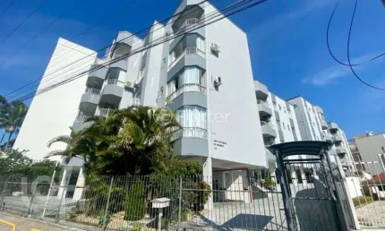 Cobertura com 4 quartos à venda na Avenida Santa Catarina, 133, Canto, Florianópolis, 200 m2 por R$ 799.000