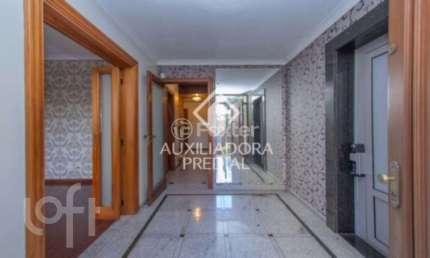 Casa com 3 quartos à venda na Travessa Farroupilha, 95, Bela Vista, Porto Alegre, 299 m2 por R$ 2.999.000
