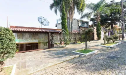 Casa com 7 quartos à venda na rua estácio de sá, 332, chácara das pedras, porto alegre, 470 m2 por r$ 1.544.000