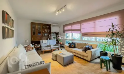 Casa com 3 quartos à venda na avenida teixeira mendes, 1269, vila jardim, porto alegre, 214 m2 por r$ 1.870.000