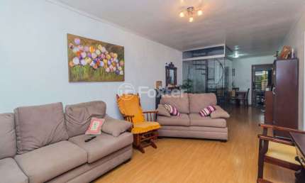 Casa comercial com 2 salas à venda na Avenida Cruz Alta, 188, Nonoai, Porto Alegre, 253 m2 por R$ 850.000