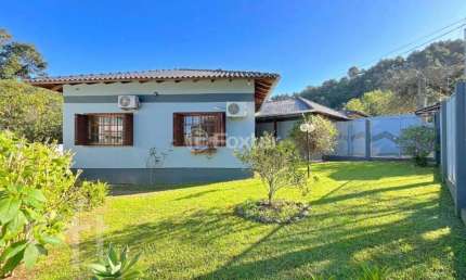 Casa com 3 quartos à venda na Rua Júlio Dias de Souza, 95, Aberta dos Morros, Porto Alegre, 215 m2 por R$ 850.000