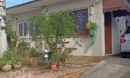 Casa com 5 quartos à venda na Rua General Salustiano, 205, Marechal Rondon, Canoas por R$ 970.000