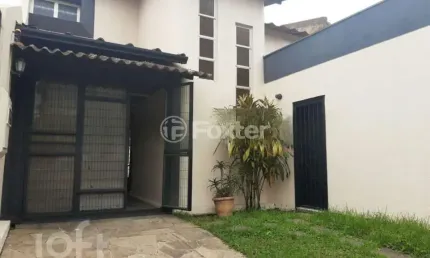 Casa com 4 quartos à venda na Rua Cláudio Manoel da Costa, 210, Jardim Itu Sabará, Porto Alegre, 300 m2 por R$ 900.000